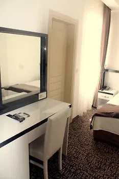 Murat Otel