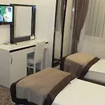 ホテル Murat 3*